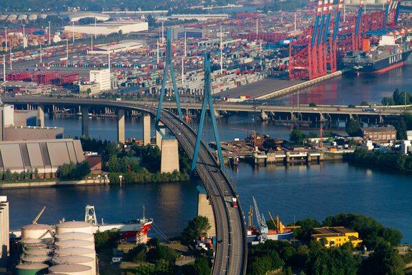 Hamburg. Köhlbrandbrücke / 1000