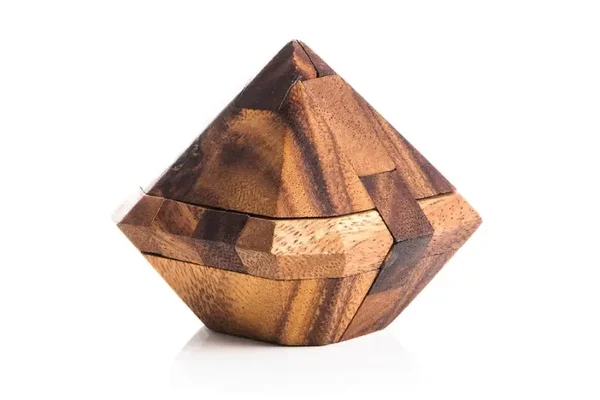 Burr-Puzzle: Japanese Diamond Puzzle (KUB)