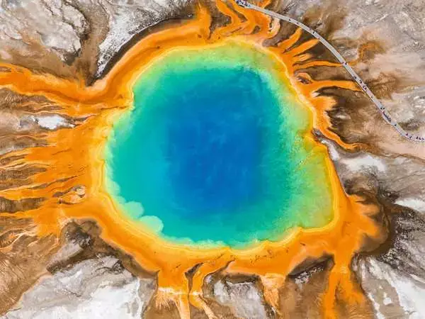Power of Nature - Grand Prismatic Spring / 1530 (RAV)