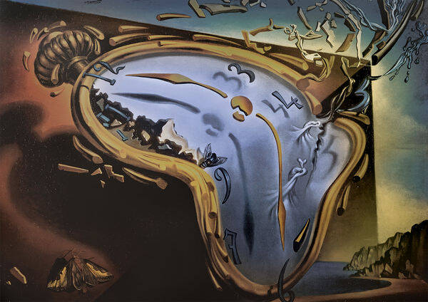 Dali: Soft Watch Exploding in 888 Particles after Twenty Years of Total Immobility