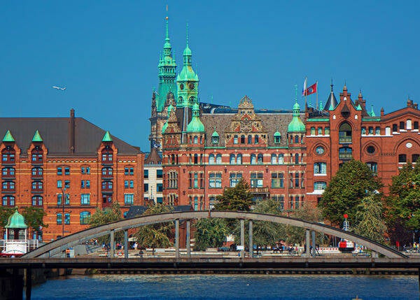 Hamburg. Zwei Rathäuser / 99