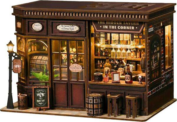 MW: Corner Tavern