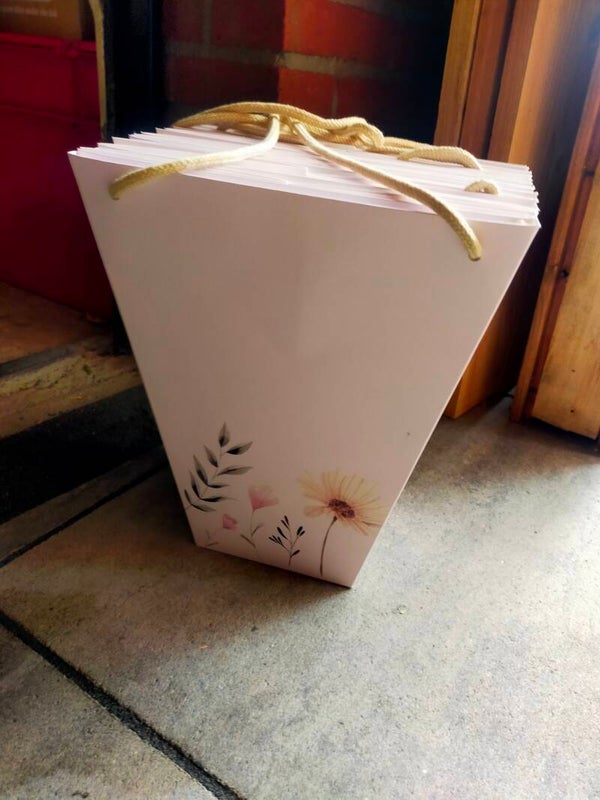 pluk boeket op een zomer tas