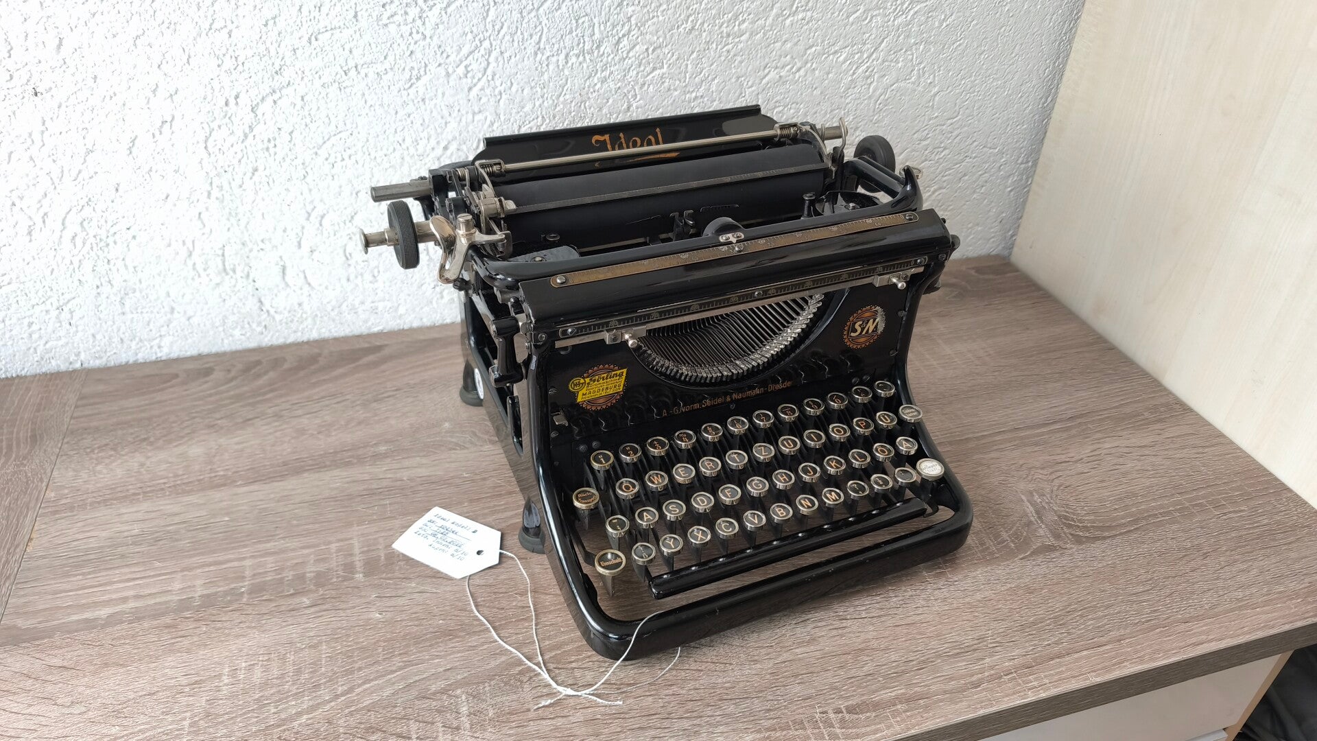 Ideal Modell D von 1925 Schreibmaschine - kursiv - restauriert