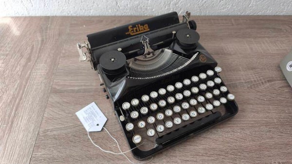 Erika Modell S von 1937 Schreibmaschine #630456/S