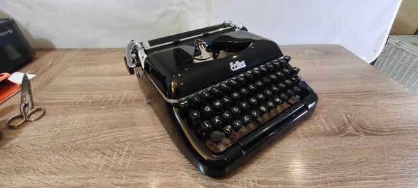 Erika 10 von 1955 Schreibmaschine #1760845