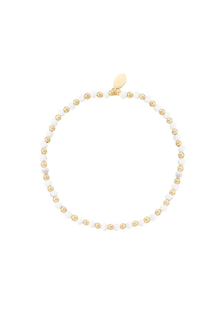 Beaded pearl armbandje white/gold