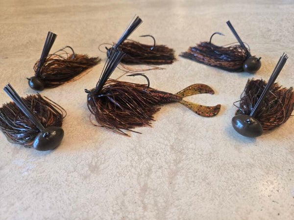 Joe's hand tied football head jigs. Natural crawfish. 1/2 oz.
