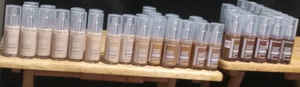Revlon Skin-Caring Liquid Foundation