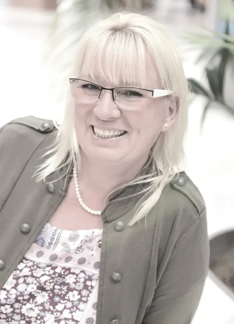 Anke Schmitz • Intuitive Life Coachin & YOURS mind  Gründerin