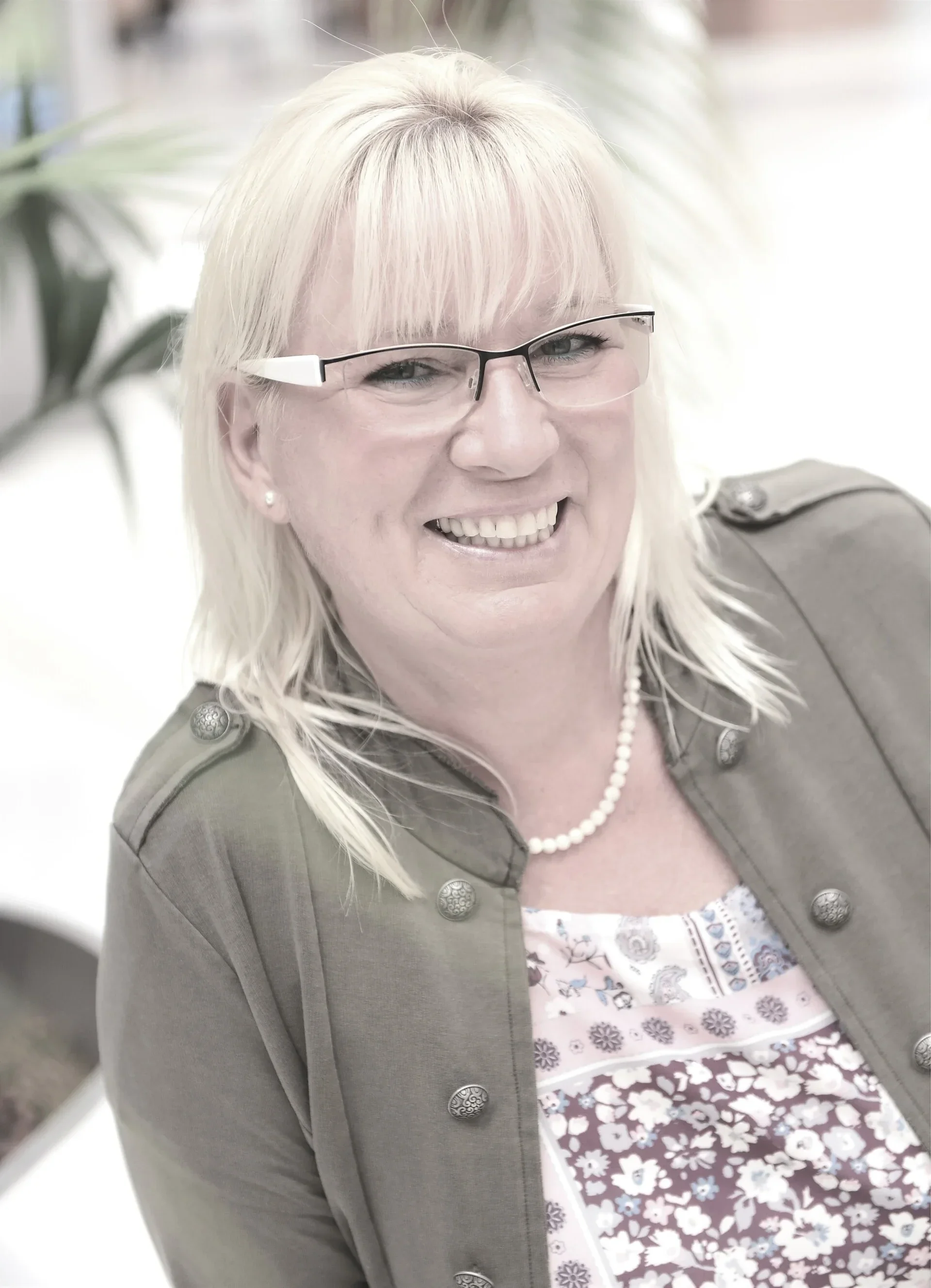 Anke Schmitz • Intuitive Life Coachin & YOURS mind Gründerin