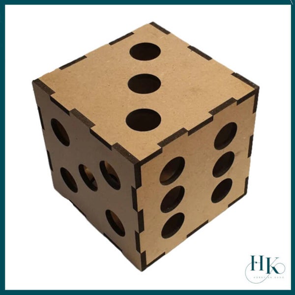 Houten opengewerkte Dobbelsteen 10 cm