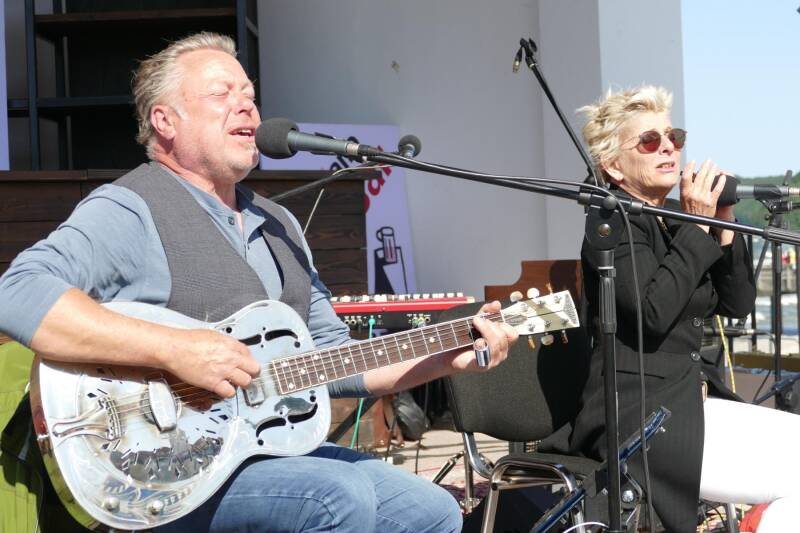 01_Kellie Rucker &amp; Richie Arndt