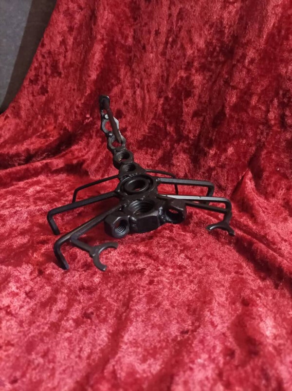 Stahlkunstfigur " Skorpion "