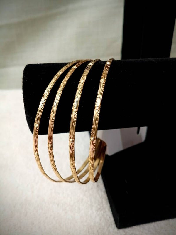 Gold bracelet