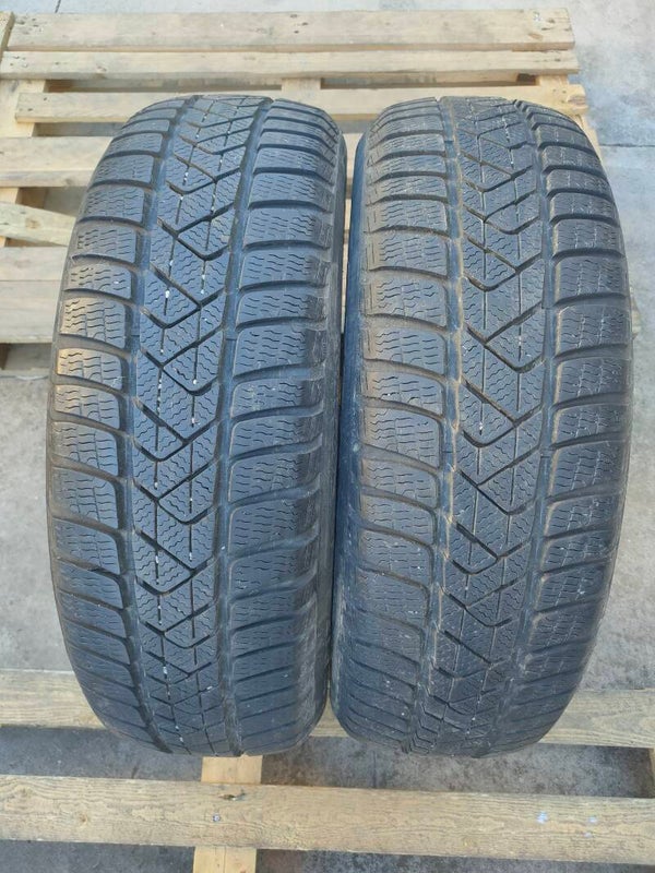 N 02 GOMME 205 60 R 17 93 H PIRELLI SOTTOZERO3 INVERNALE DOT 2018 RIF 3933