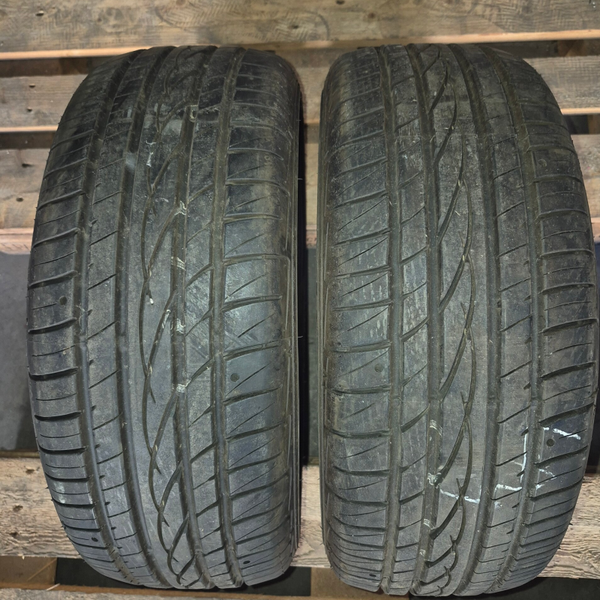N 02 GOMME 205 60 R 13  86 H  FALKEN ZE912  ESTIVO DOT 2014 RIF 3032