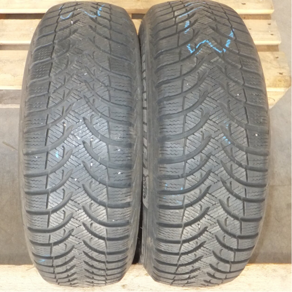 N 02 GOMME 185 75 R 15 88 T MICHELIN ALPINA4 INVERNALE DOT 2015 RIF 2964