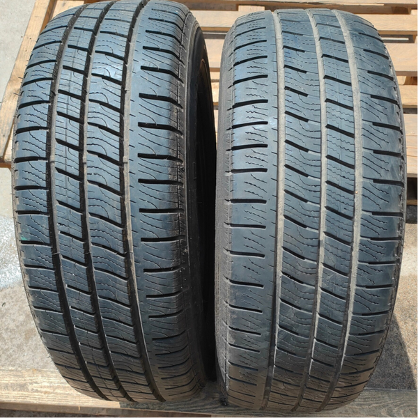 N 02 GOMME 215 65 R 15 DA CARICO  104 T GOODYEAR VECTOR2 INVERNALE DOT 2018 RIF 3767