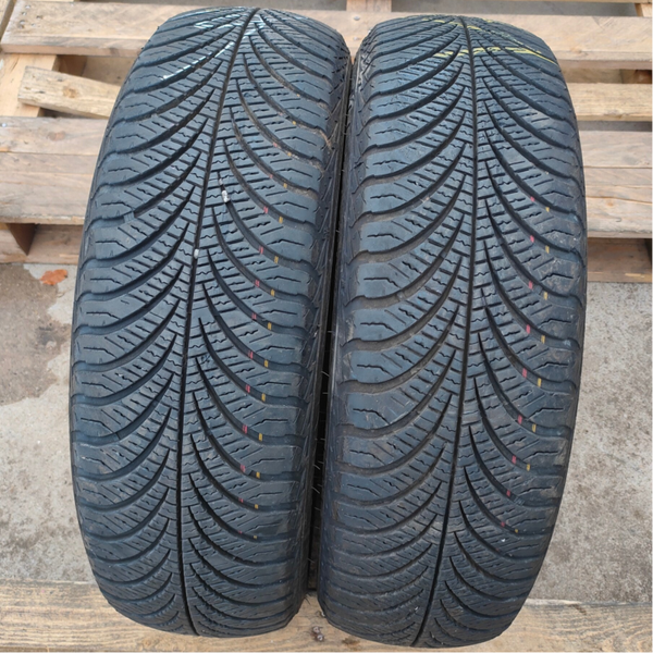 N 02 GOMME 165 65 R 15  81 T GOODYEAR VECTOR4 4 STAGIONI  DOT 2020 RIF 3789