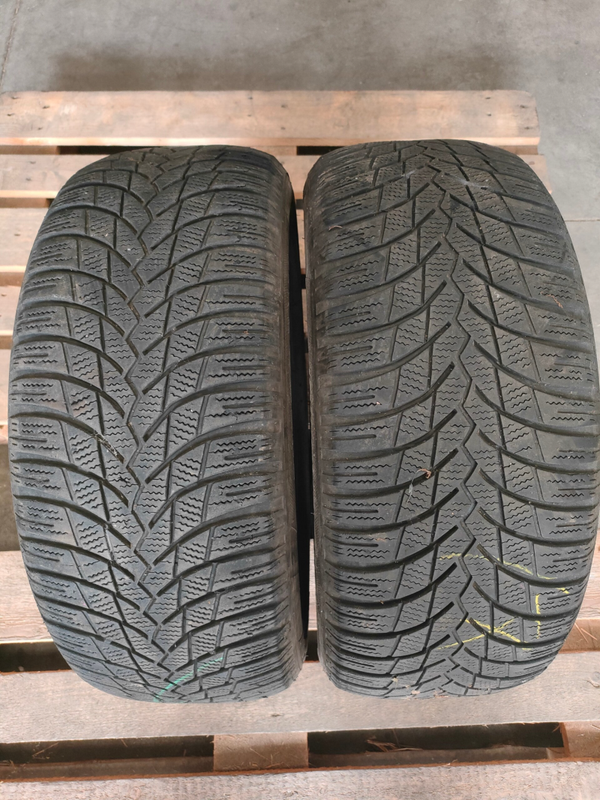 N 02 GOMME 215 55 R 16 97 H LASSA SNOW4 INVERNALE DOT 2021  RIF 3243