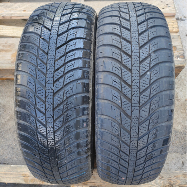 N 02 GOMME 185 60 R 15  88 H NEXEN 4S 4 STAGIONI DOT 2022  RIF 4083