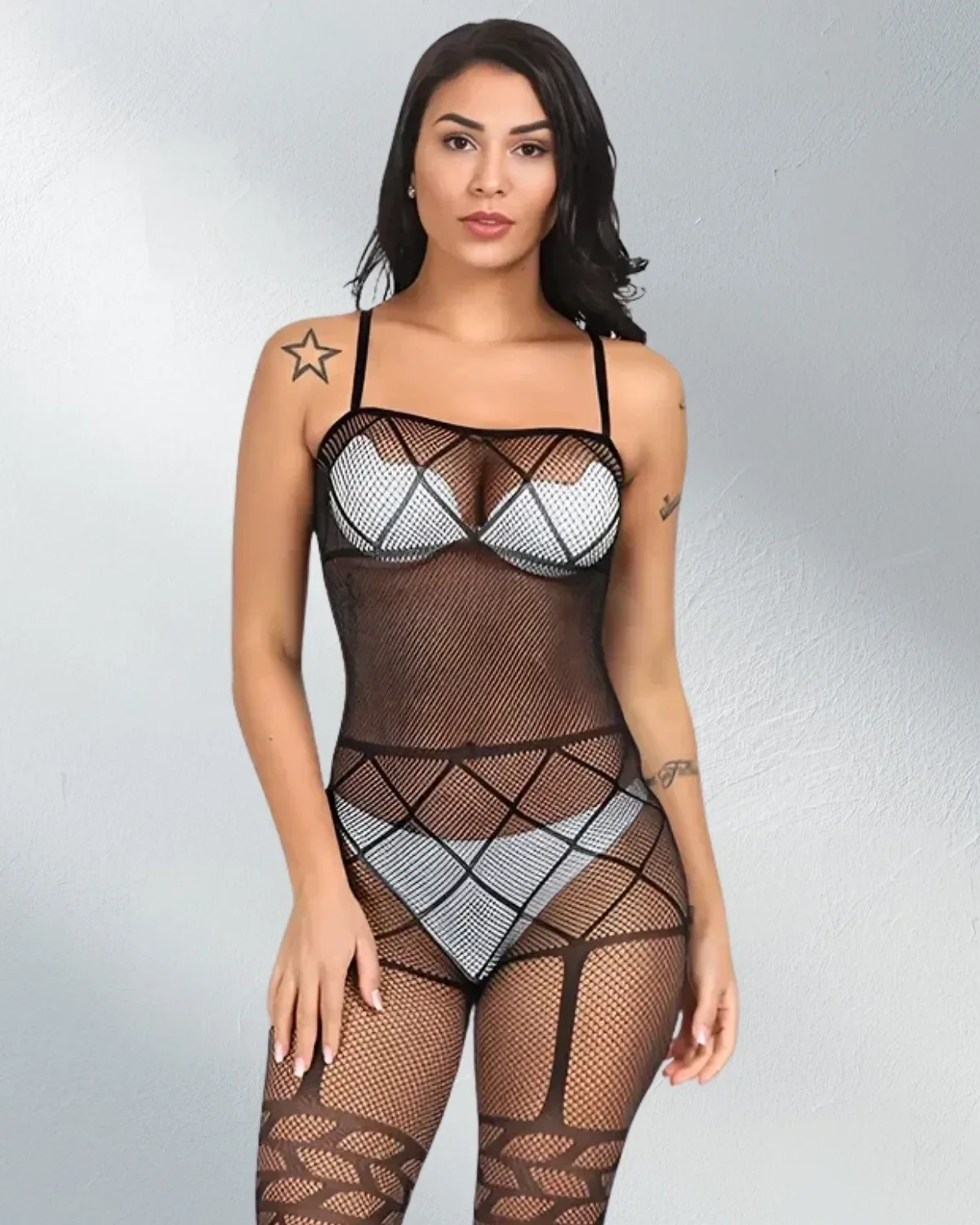 Zwarte Visnet Bodystocking met Straps en Luxe Patronen