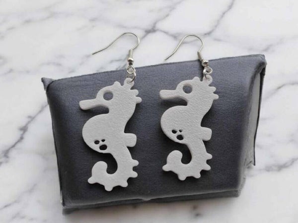 3D Printed White Seahorse