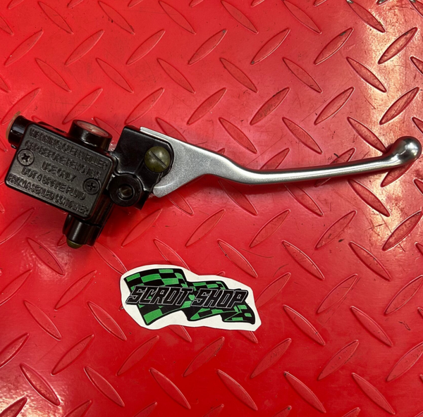 Master Cylinder Right HengTong