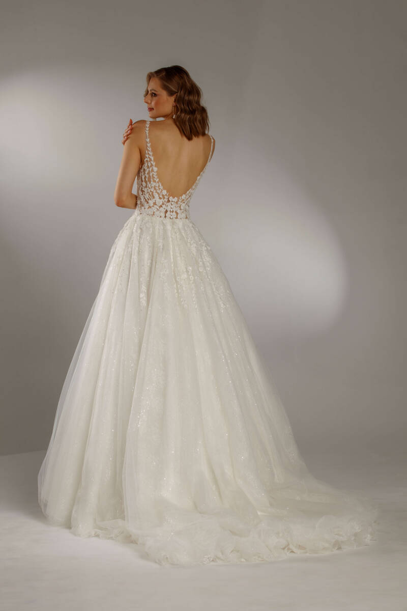 robe de mariée scintillante .Dos nu.Princesse.Instant de Luxe.Liège