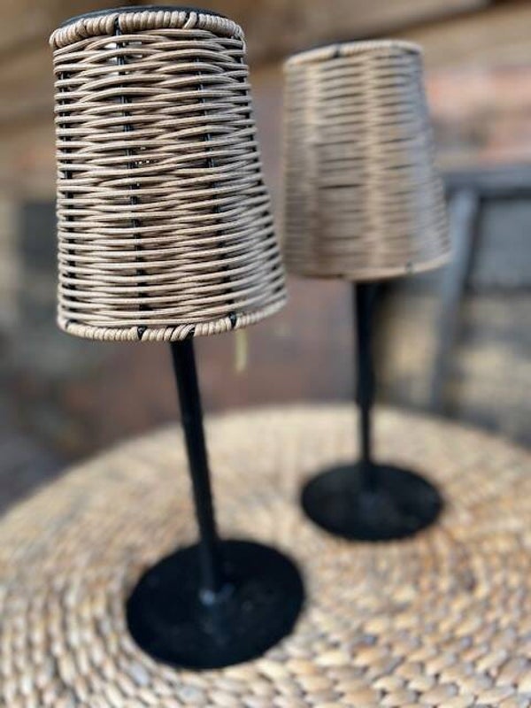 Taps toelopende solar tafellamp ☀️