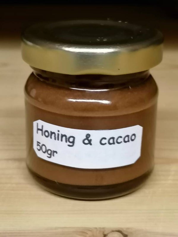 Proefpotjes honing met cacao