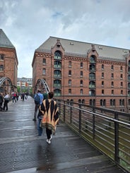 1a006e27-083b-4800-b4da-716048d74e39-standard-95hka3.jpg