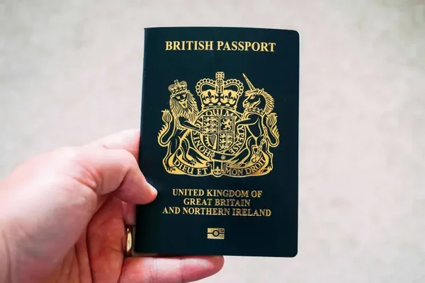 Aplicatie British Pasaport