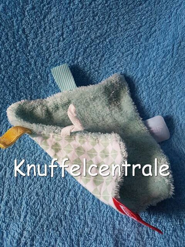 Snooze Baby mintgroen Sudocrem label knuffeldoek klein SnoozeBaby