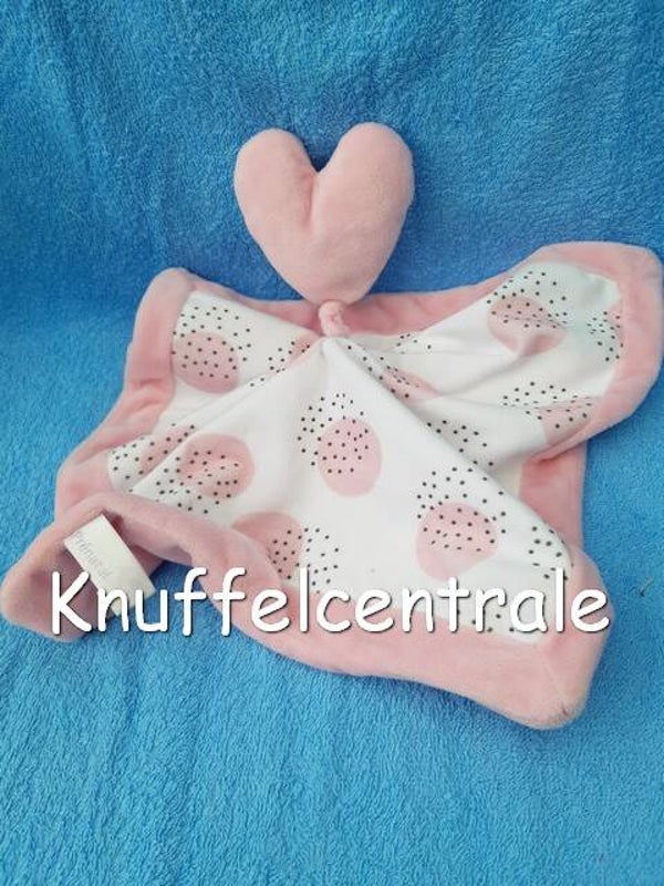 Prenatal hart op knuffeldoek roze met spikkeltjes