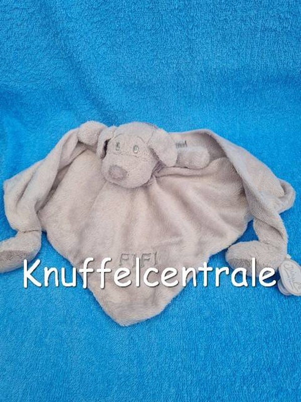 Dimpel Dima NV Hond fifi grijs knuffedoek 2001
