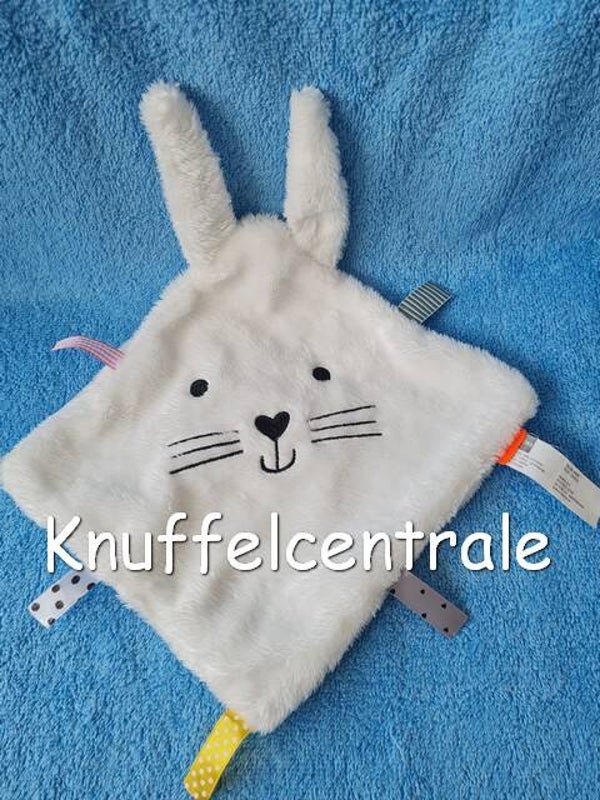 Hema konijn Knuffeldoek wit met labels en piep ( piep defect)