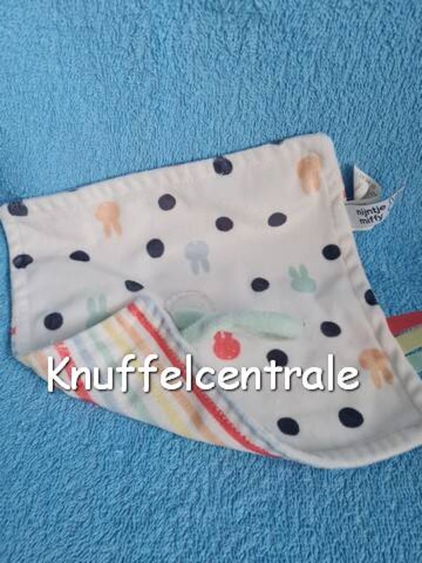 Nijntje knuffeldoek speendoek Miffy by Tiamo
