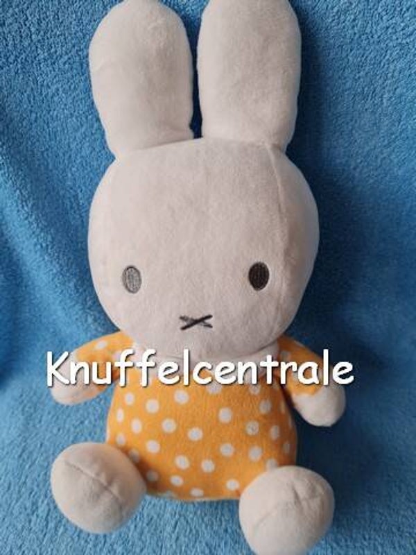 Nijntje Hema  geel wit knuffel 34 cm met rammel