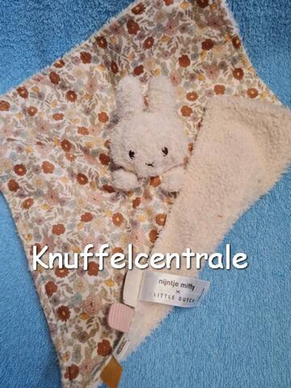 Nijntje Little Dutch Tiamo teddy en bloemen knuffeldoek