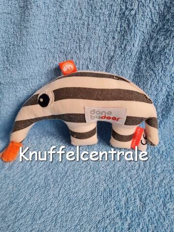 Done by Deer Antee Miereneter katoen knuffel 17 cm met rammel en piep