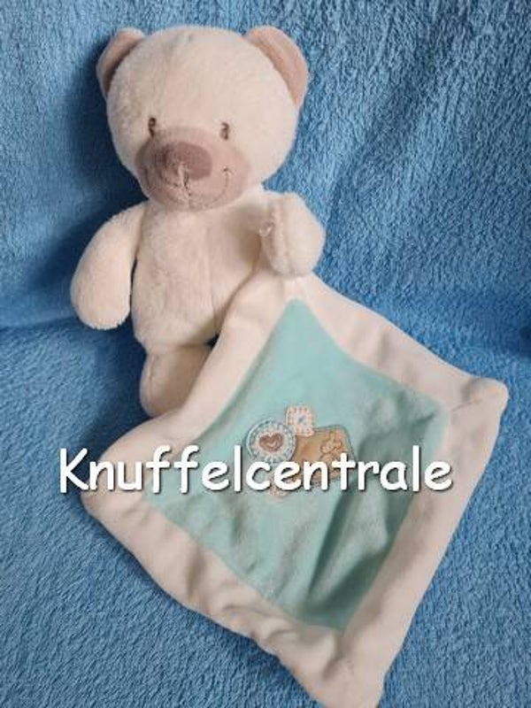 Nicotoy beer wit met blauw knuffeldoek