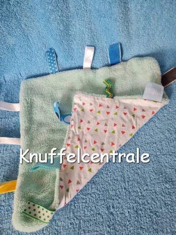 Snooze Baby mint groen label knuffeldoek groot met driehoekjes SnoozeBaby