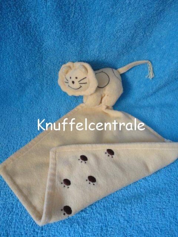 Unitoys leeuw knuffeldoek met piep geel