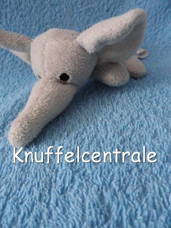 Hema olifant klein plat liggend (Zonder label)