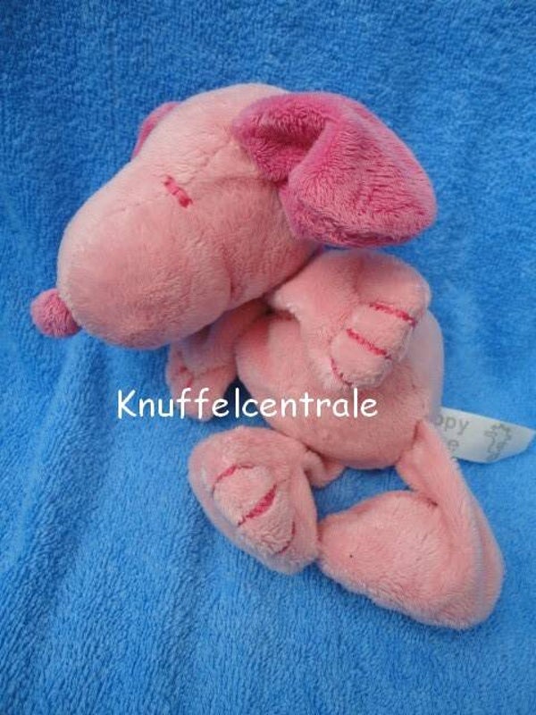 Happy Horse hond Snoopy roze knisper in oren
