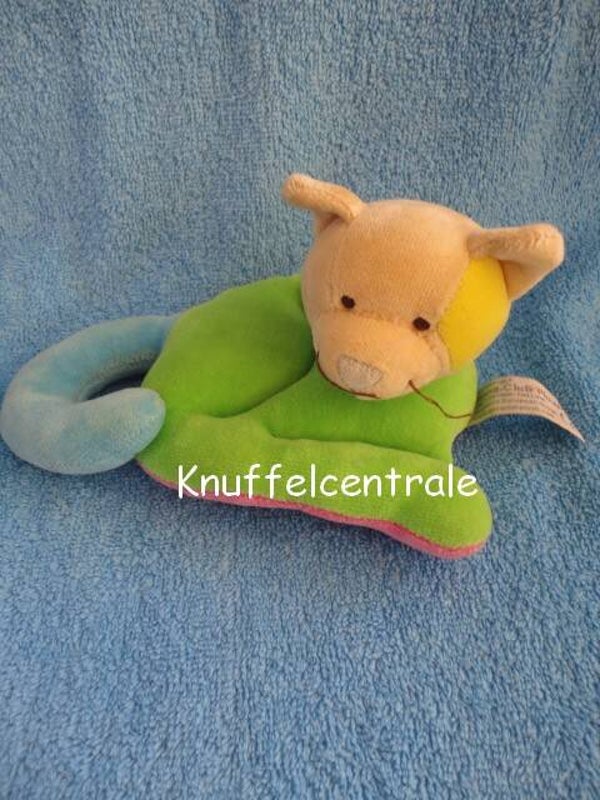 Anna Club Plush Poes liggend met rammel