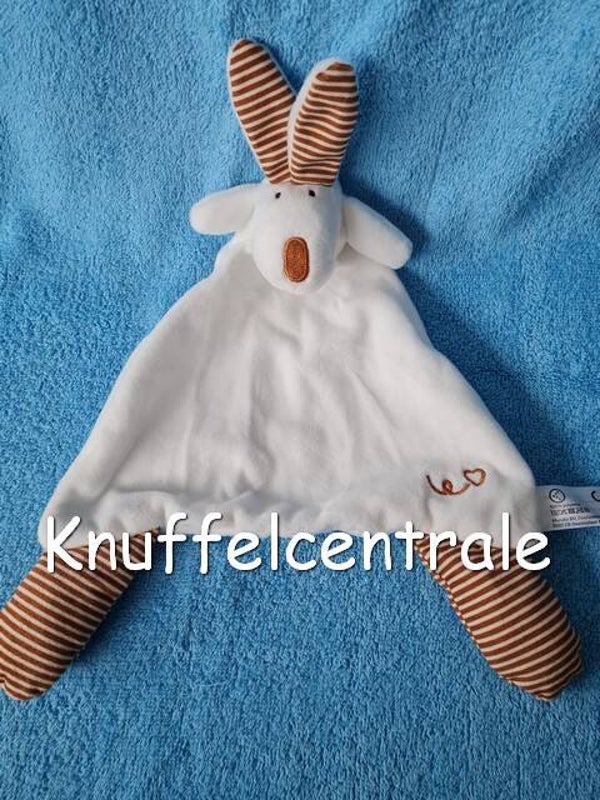 Kruidvat Konijn (als Bambino) met knisper knuffeldoek wit met roest oranje/wit streep