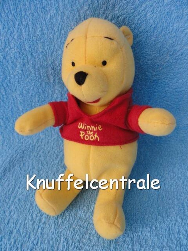 Winnie the Pooh Nestle 20 cm